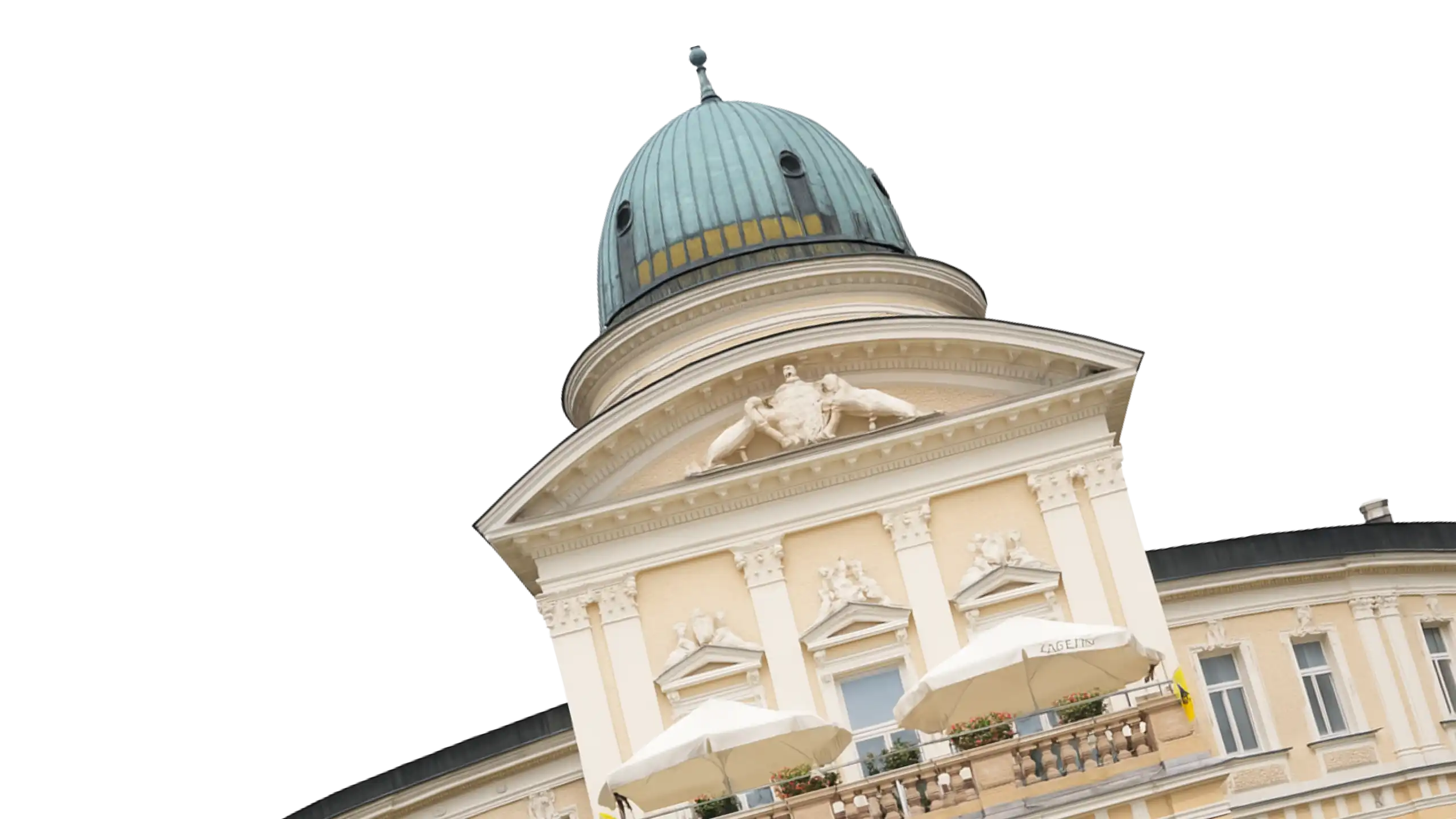 Kopuła zdroju wojciech w tle